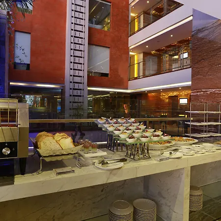 Mega Boutique Hotel