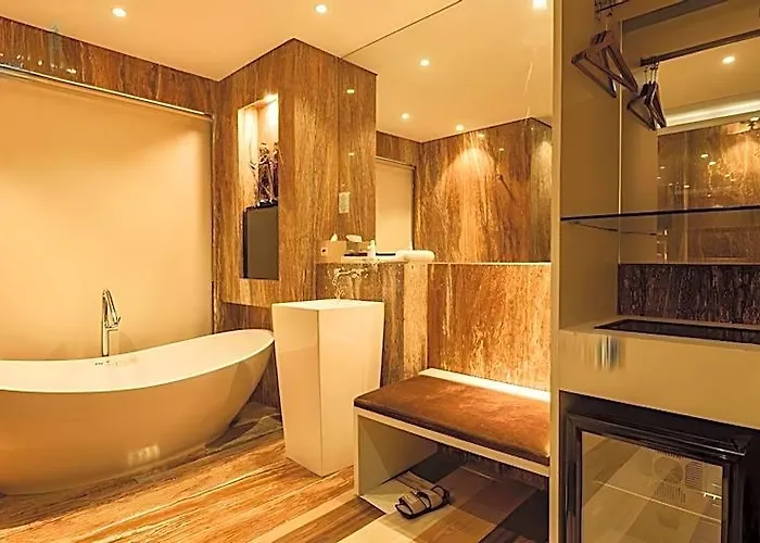 Mega Boutique Hotel 4*