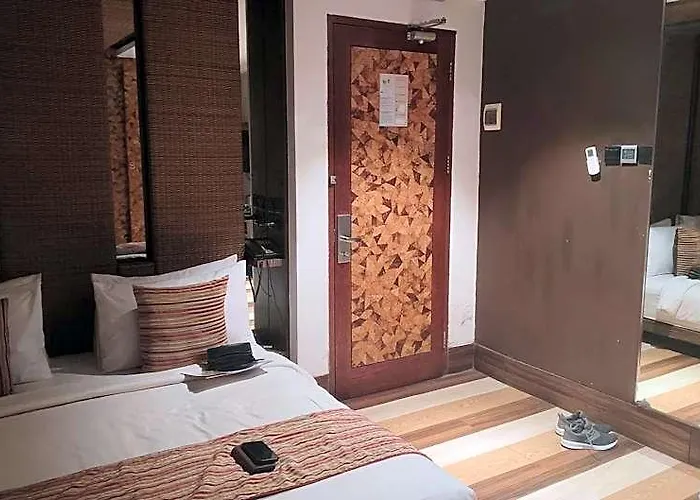 Hotel Mega Boutique 4*